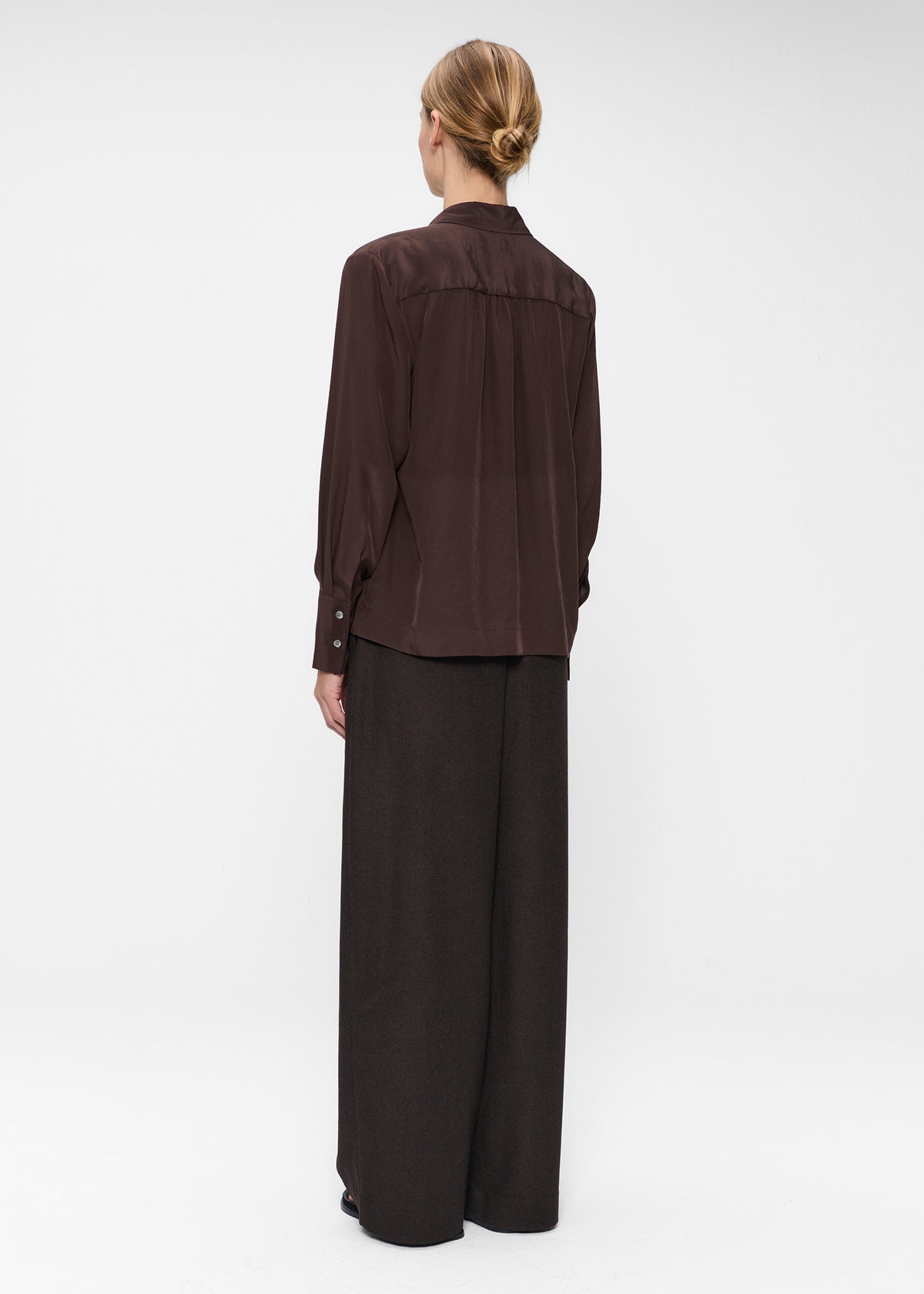 #color_dark brown