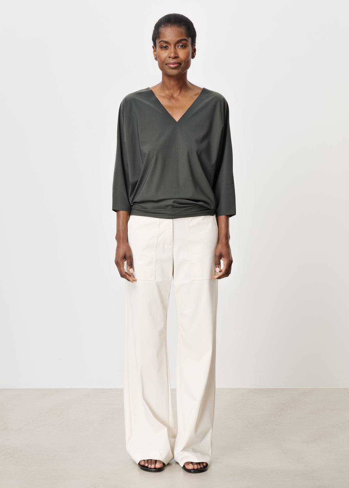#color_khaki green