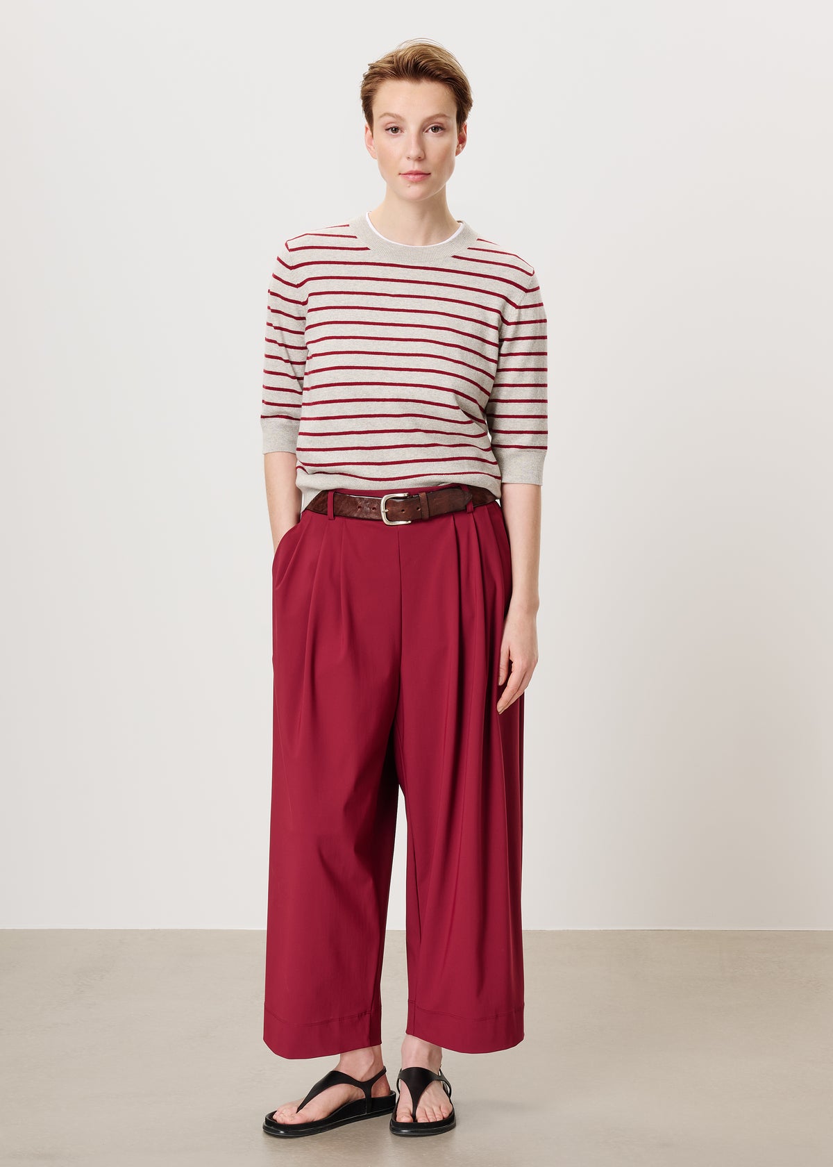 #color_ruby red