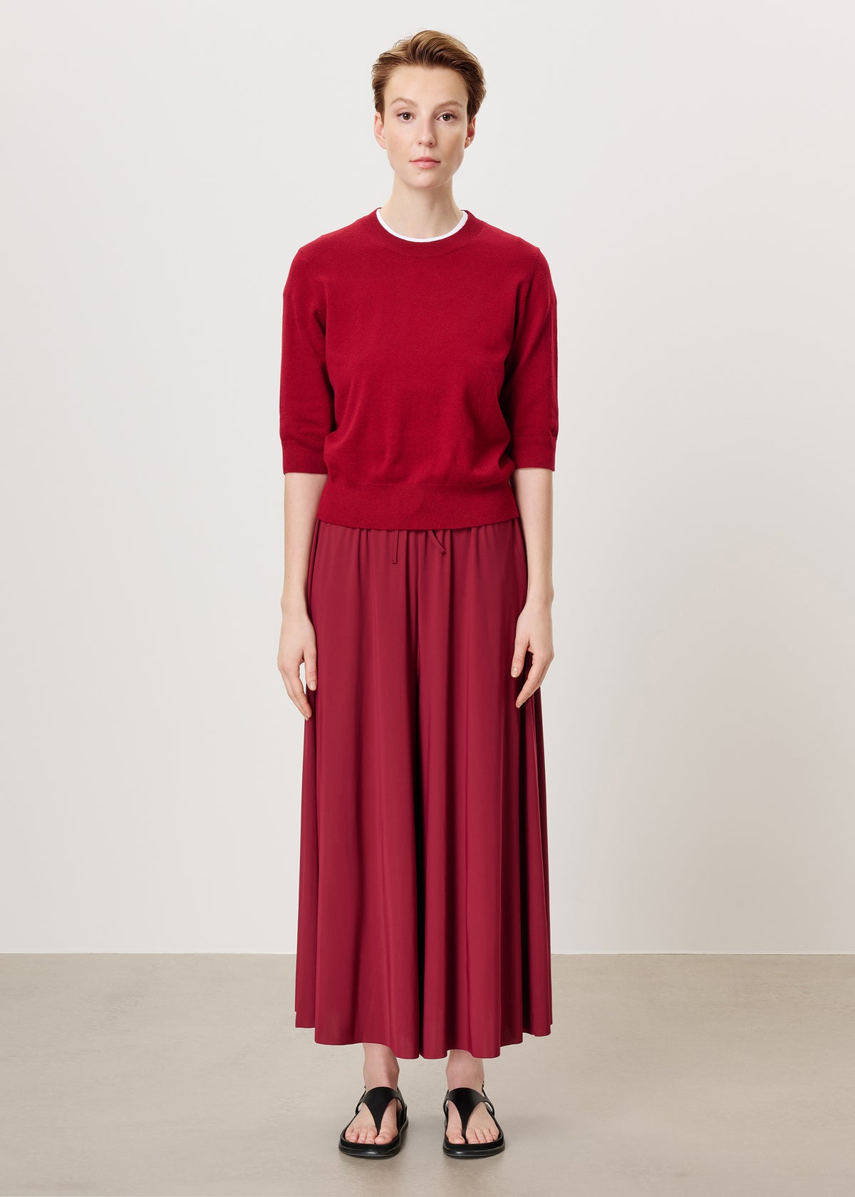 #color_ruby red