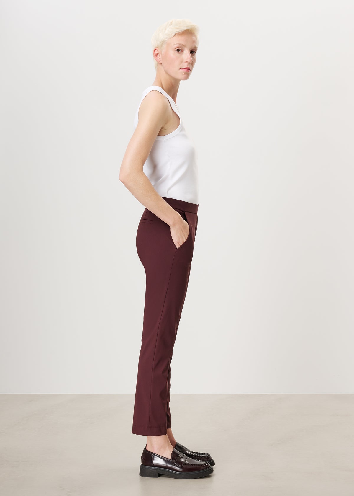 #color_maroon