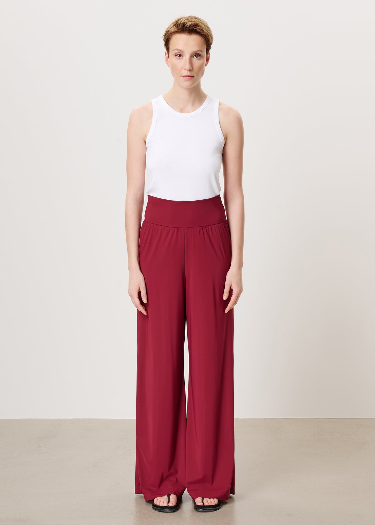 #color_ruby red