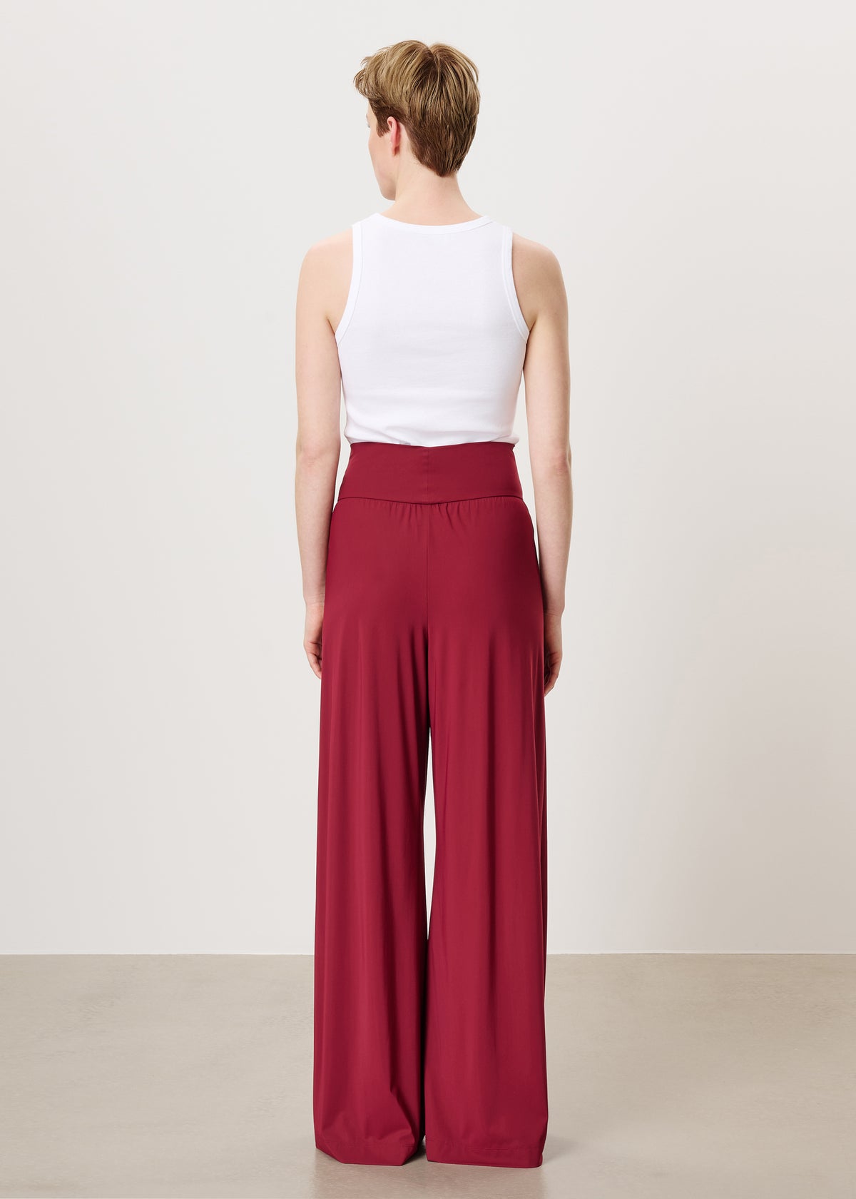 #color_ruby red