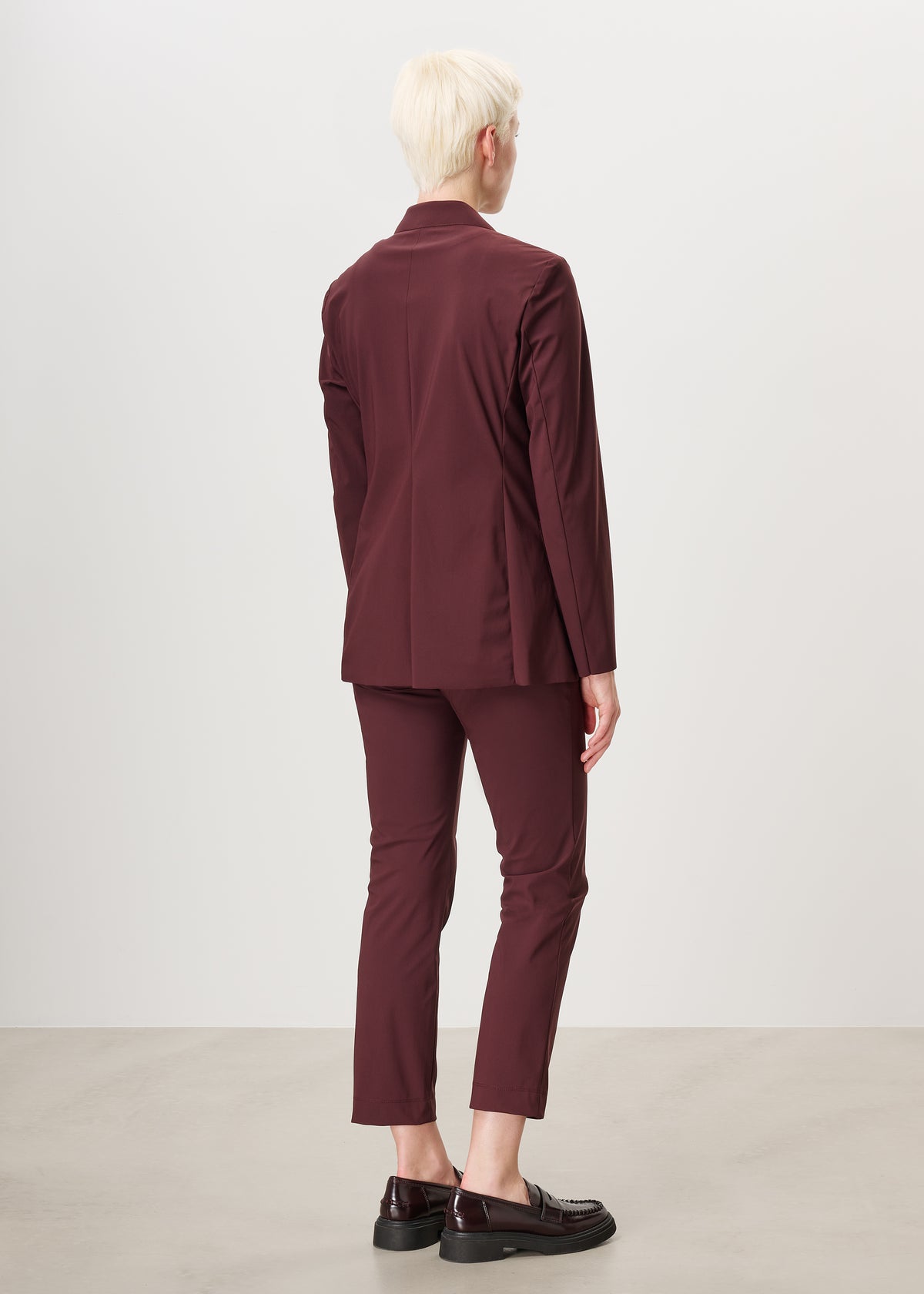 #color_maroon