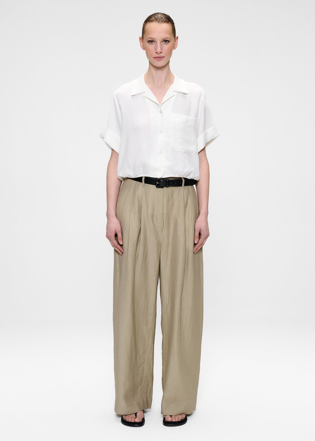 #color_off white