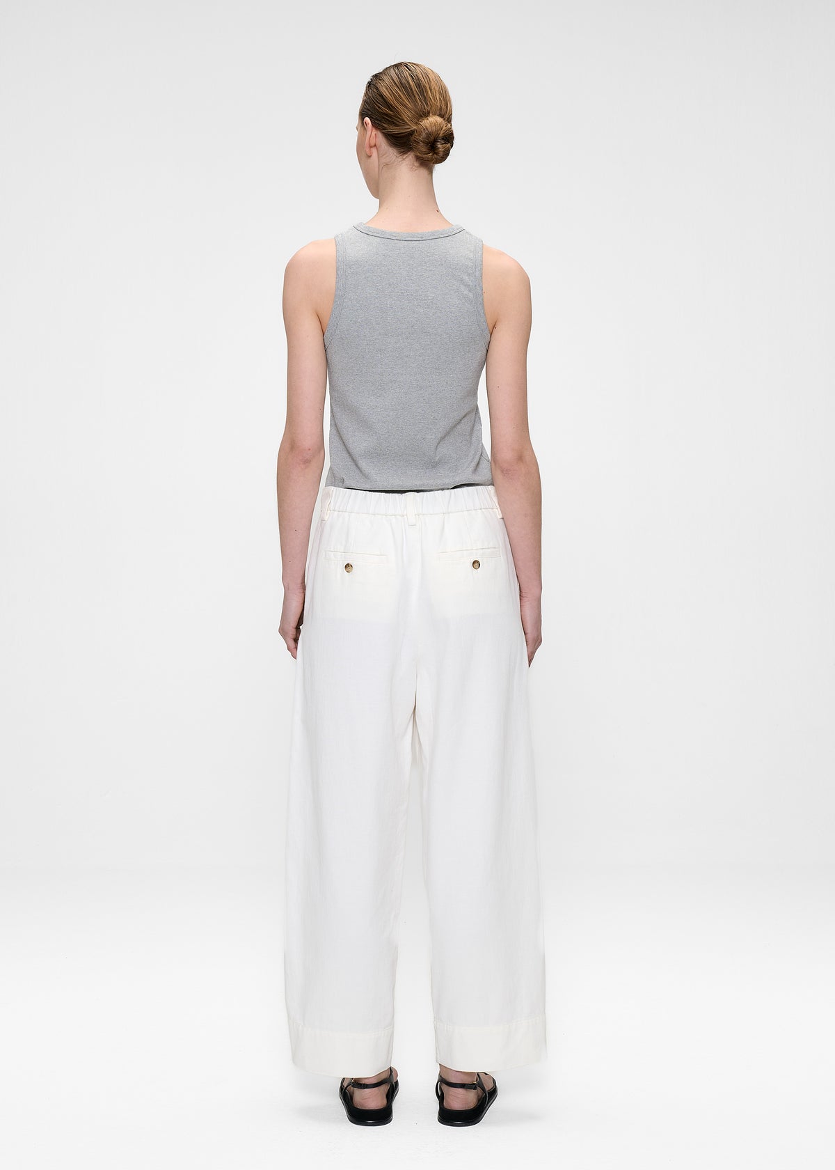 #color_off white