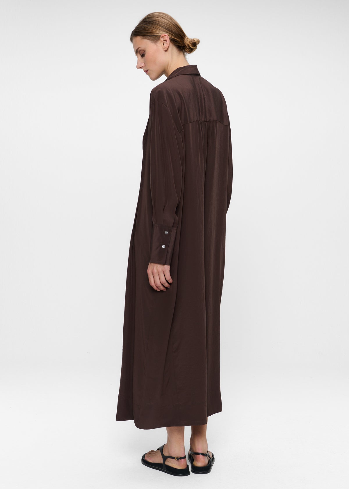 #color_dark brown