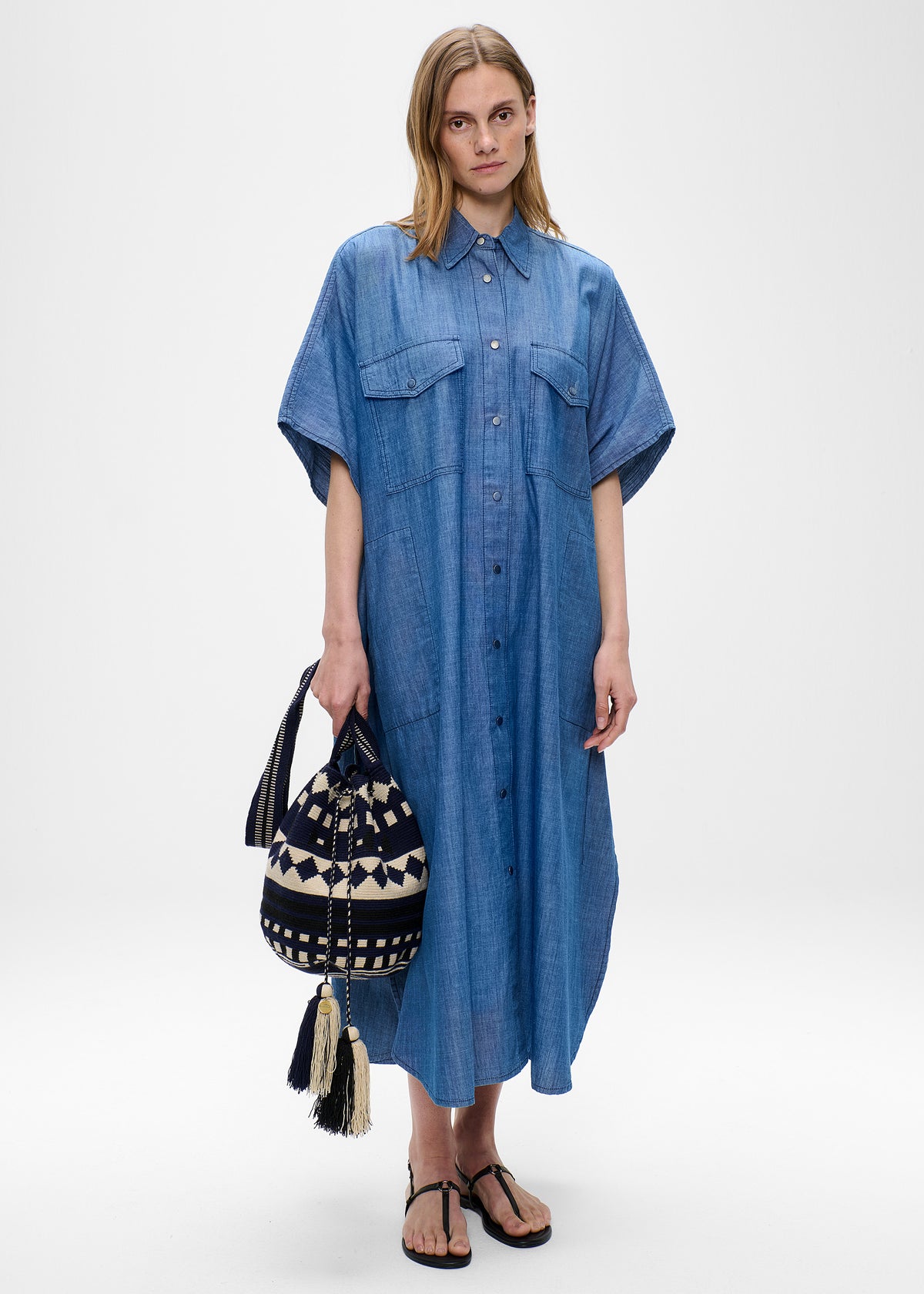 #color_mid blue