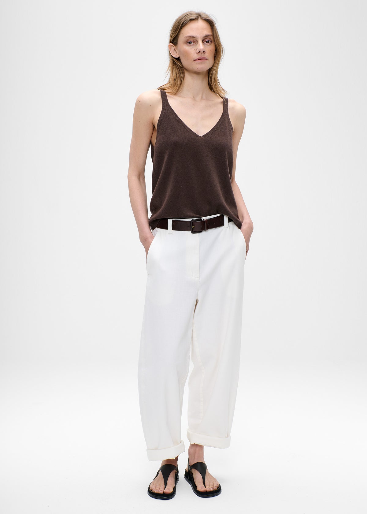 #color_off white