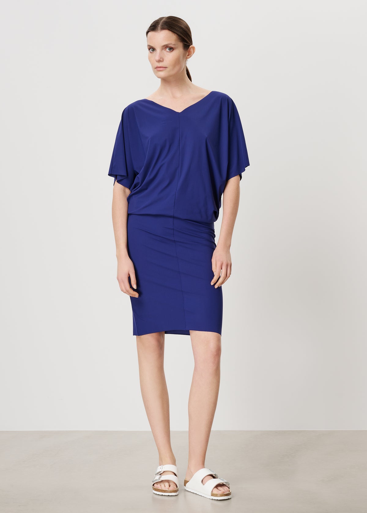 #color_intense blue