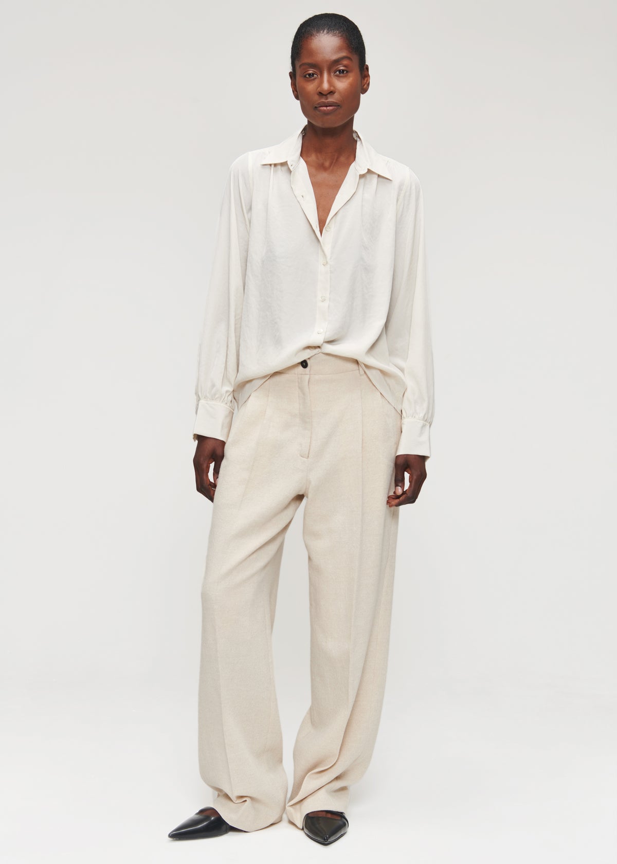 #color_off white