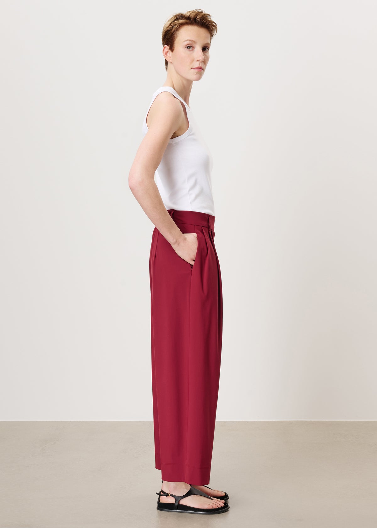 #color_ruby red