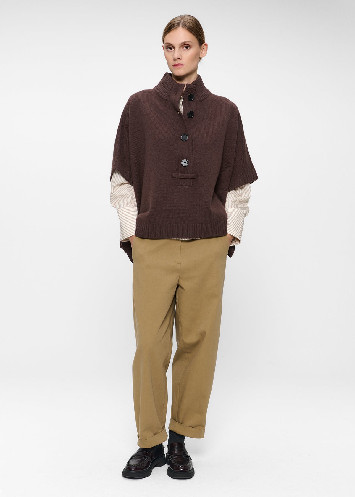 #color_dark brown
