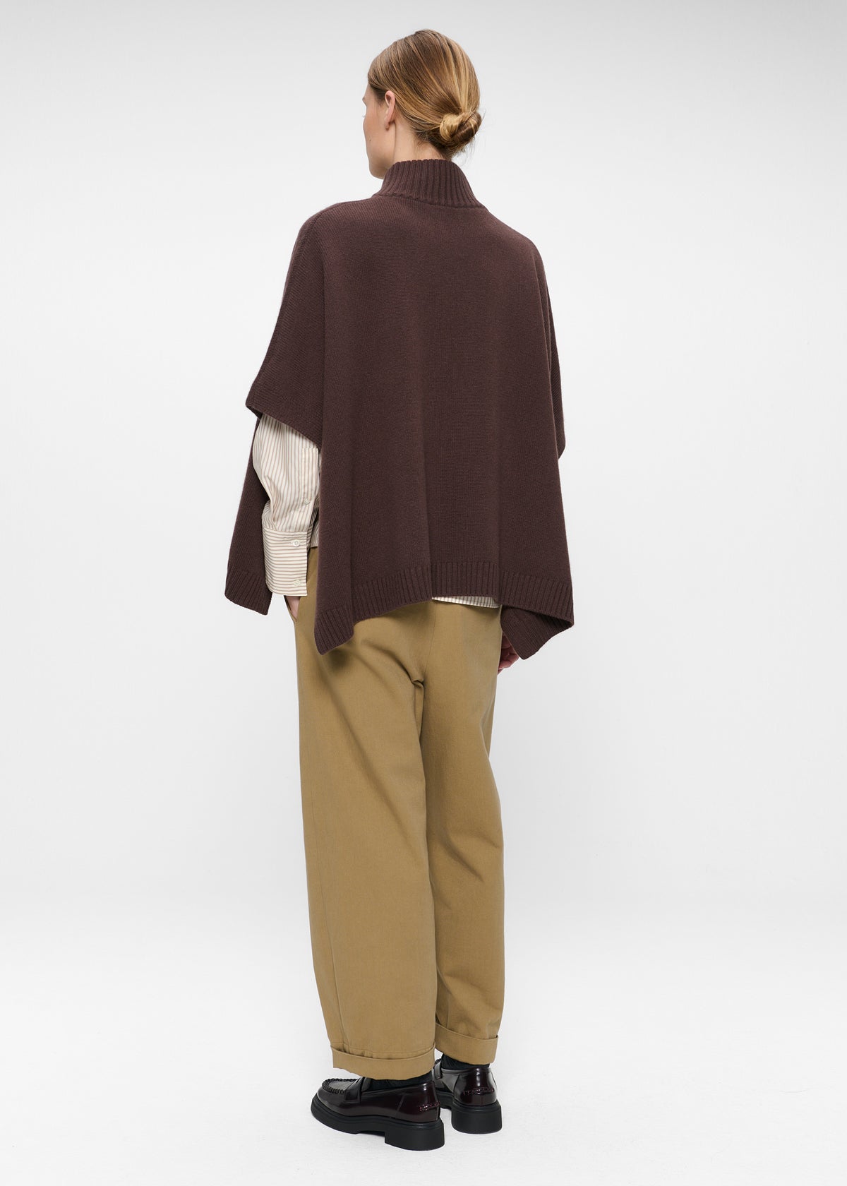 #color_dark brown