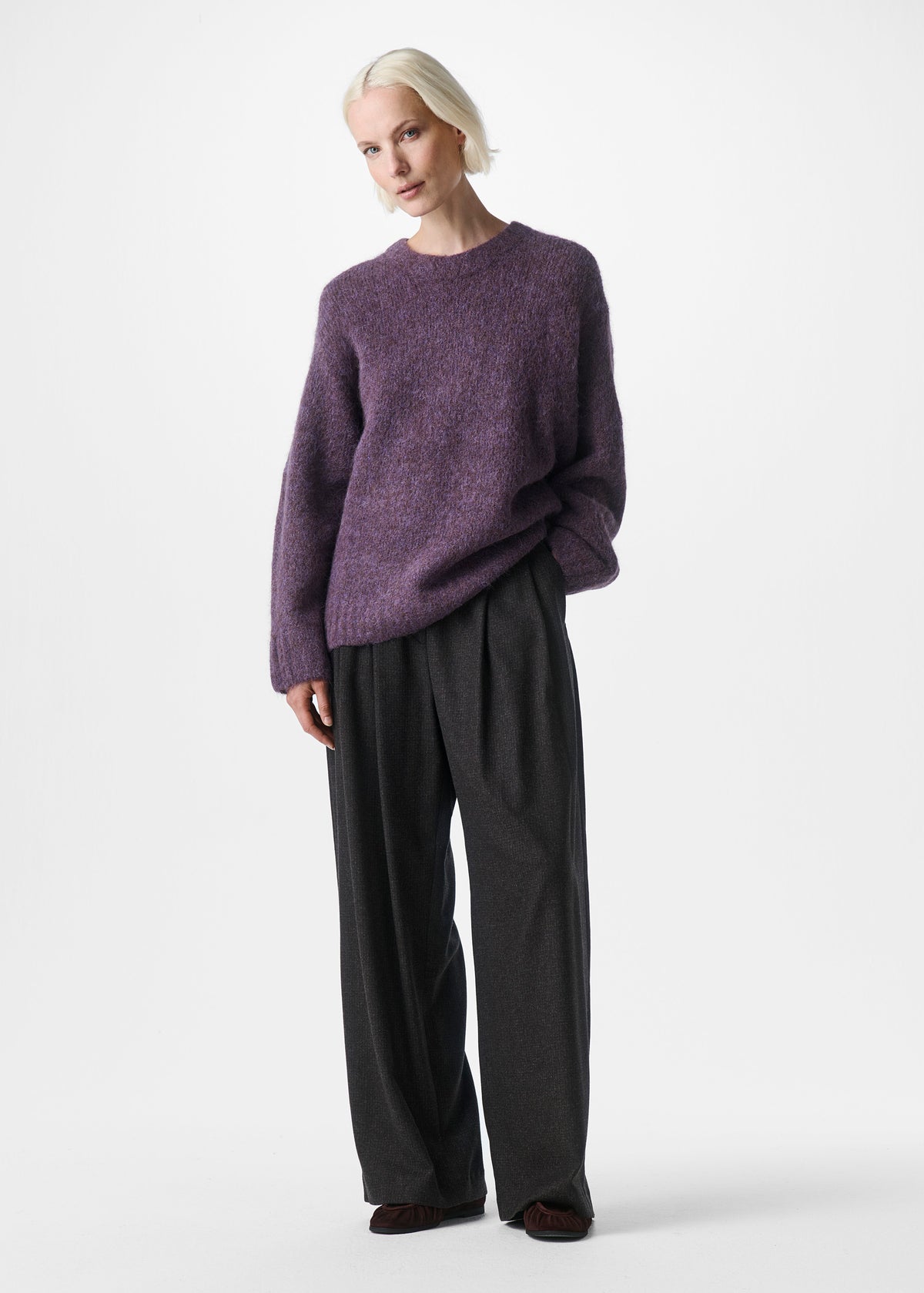 #color_black plum