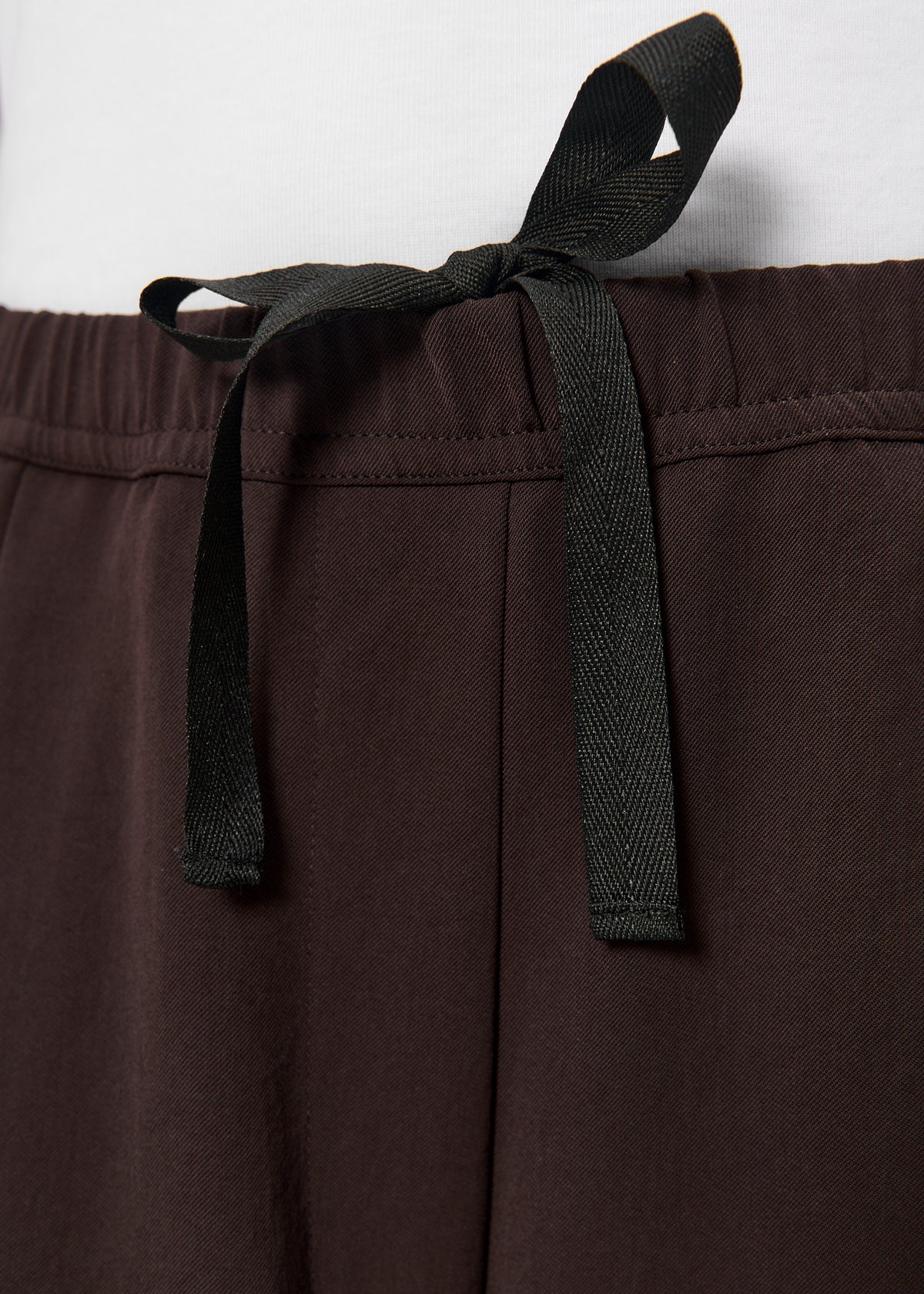 #color_dark brown