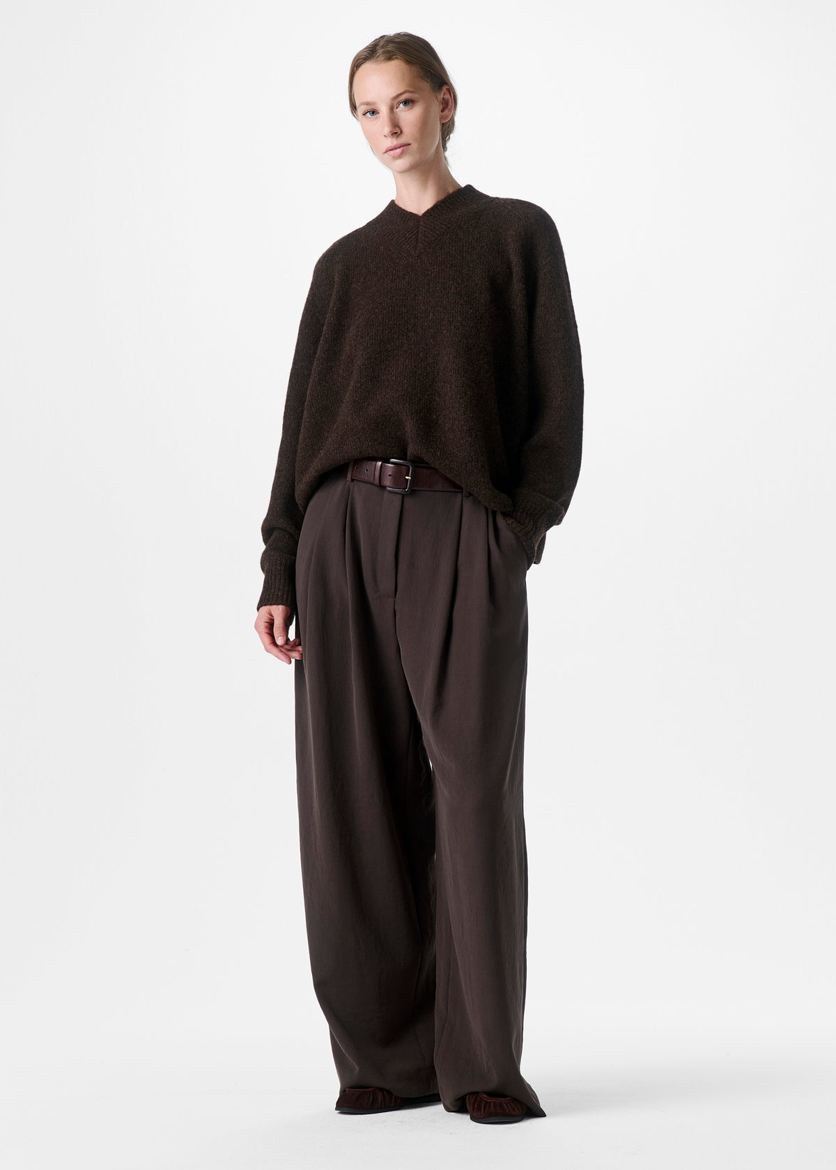 #color_deep brown