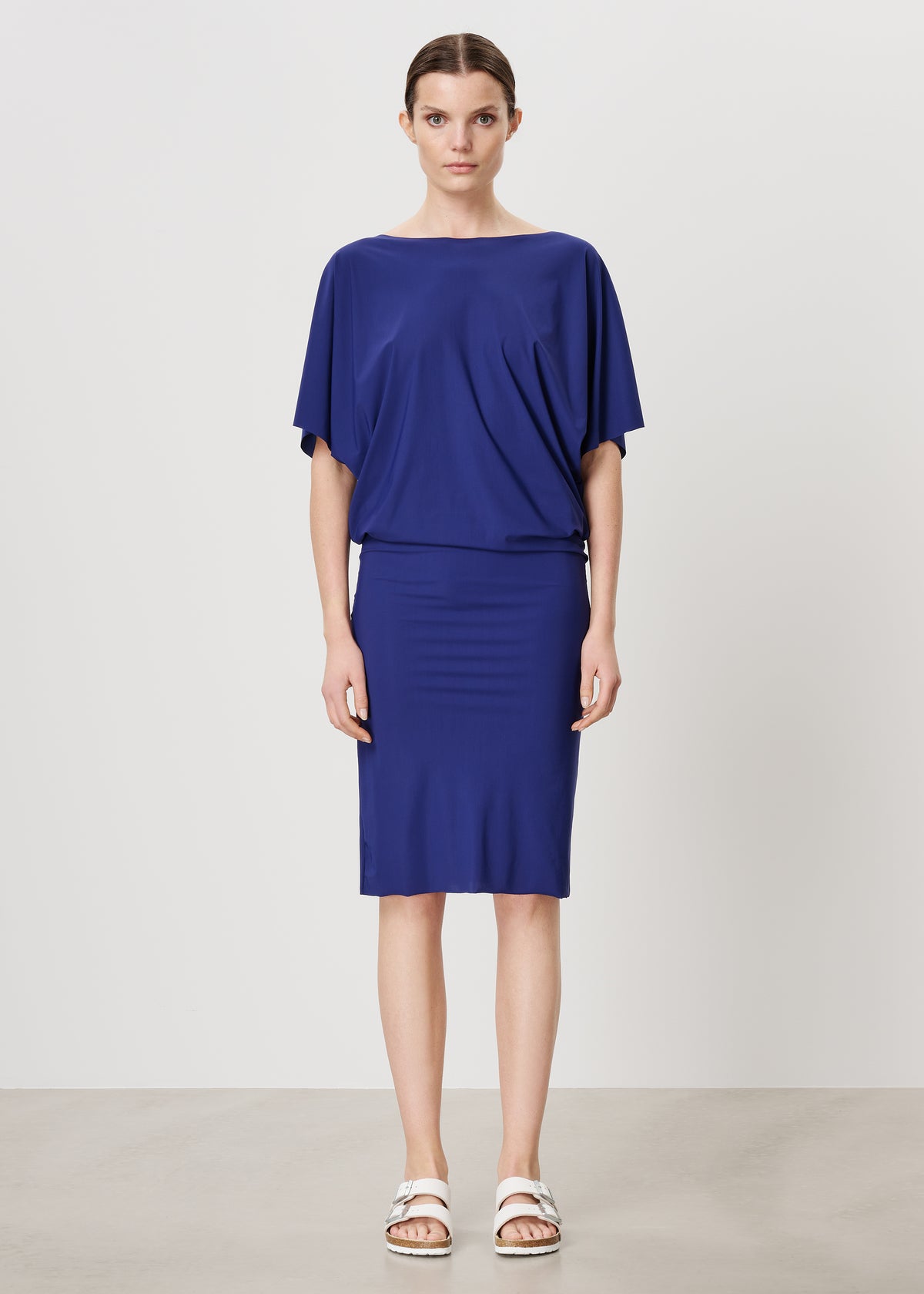 #color_intense blue