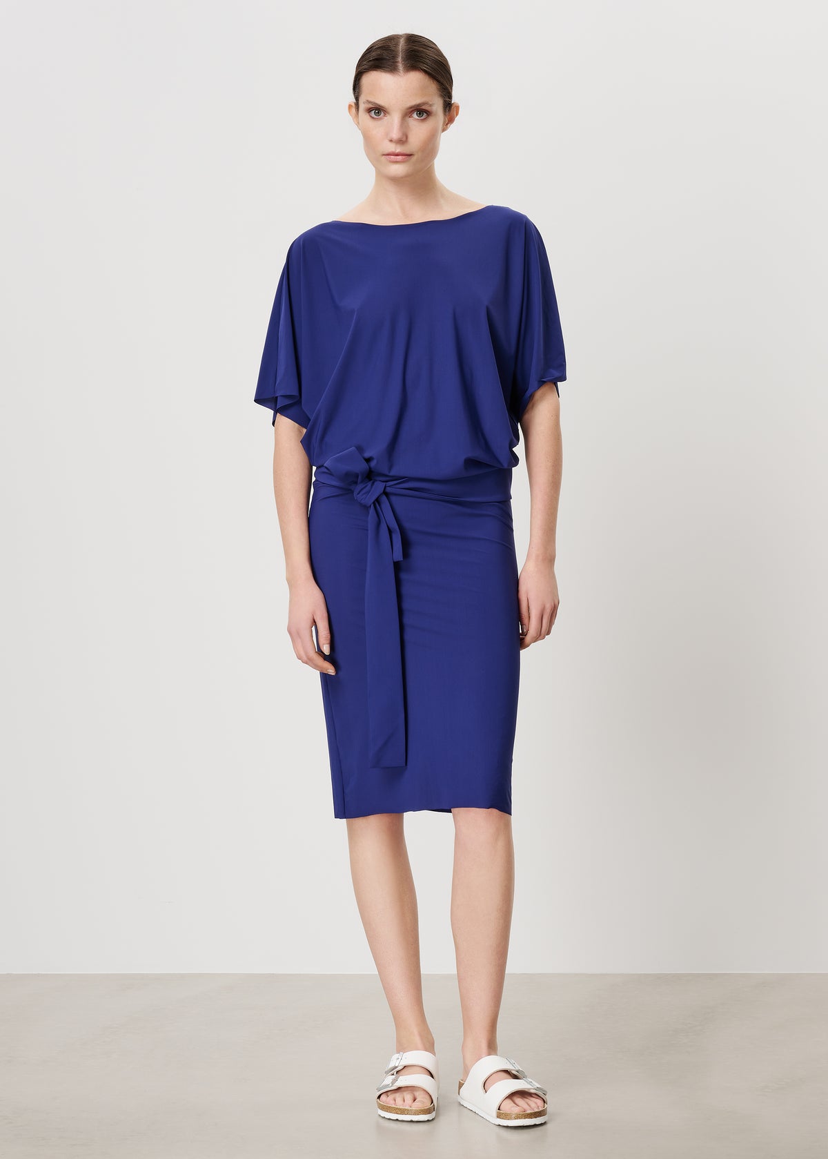 #color_intense blue